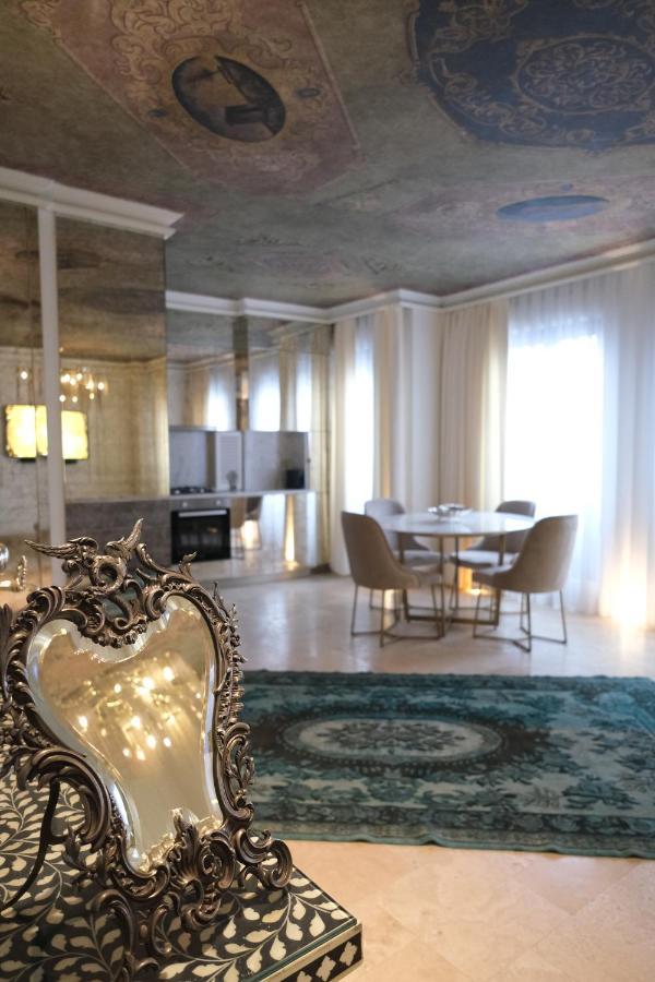 Ab Residences -cihangir Luxury Antique Apartament *